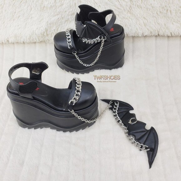 Wave 20 Platform Goth Punk Sandals Bat Closure